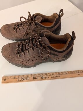 Merrell Brown Hiking Shoes Size 9 Walk Vintage Retro Classic Unisex Exercise